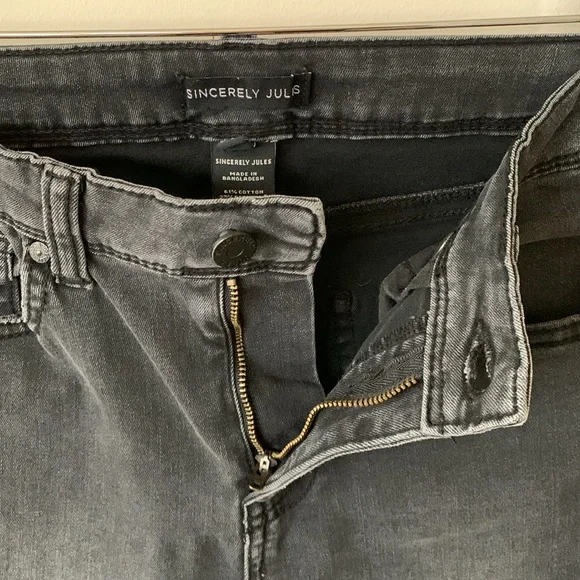 Sincerely Jules Black Flare Wide Leg Jeans High Waisted and FrayHem women SZ 27 - Picture 11 of 14